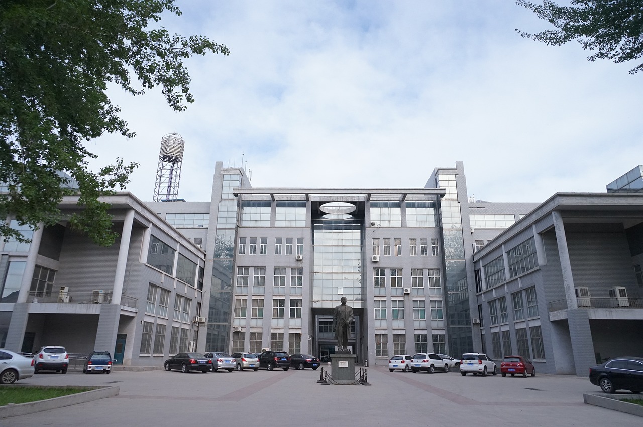 练塘工业园区最新招聘动态及其影响概览